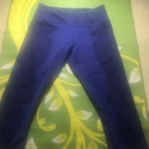 Nike Dri-fit workout capris